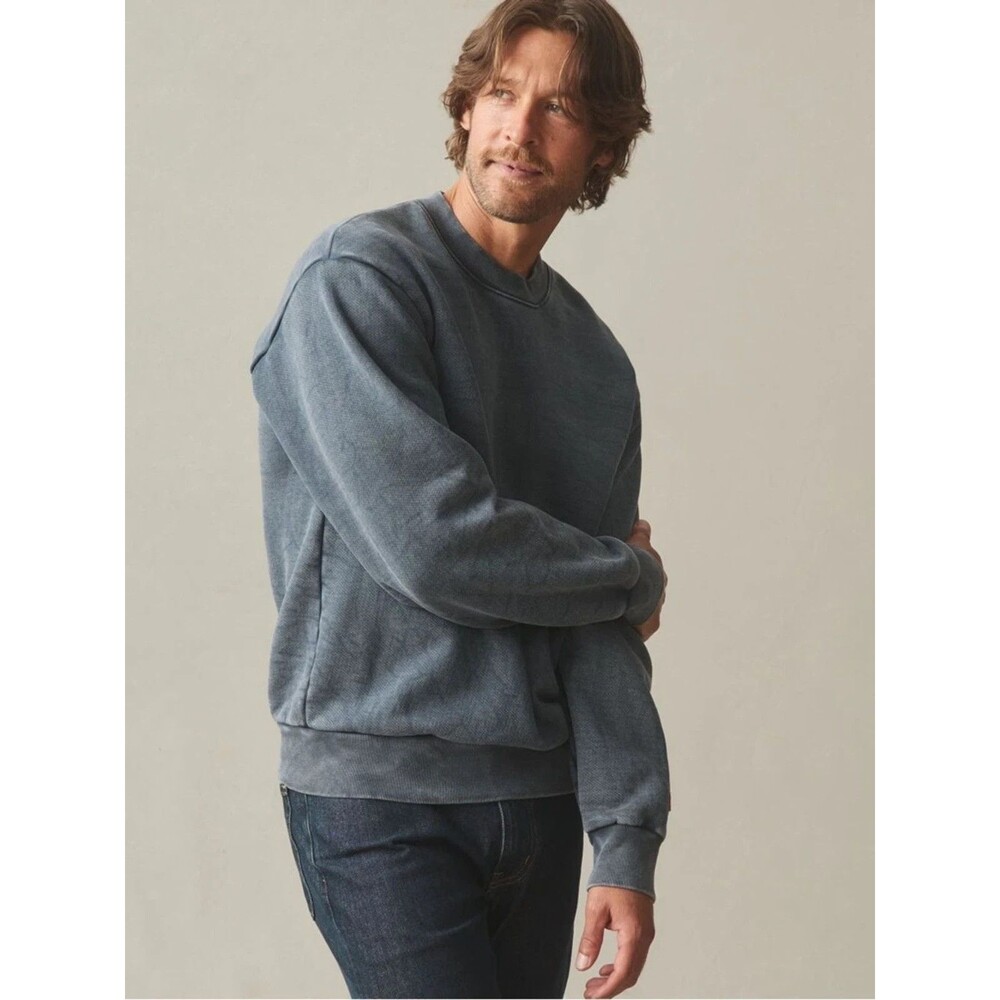 American Giant Sweatshirt Unisex Vintage Crew M Gray Pullover Collegiate NEW